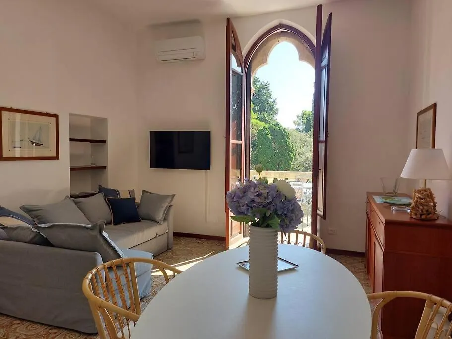 Apartment Appartamento La Vista Cavo Italy