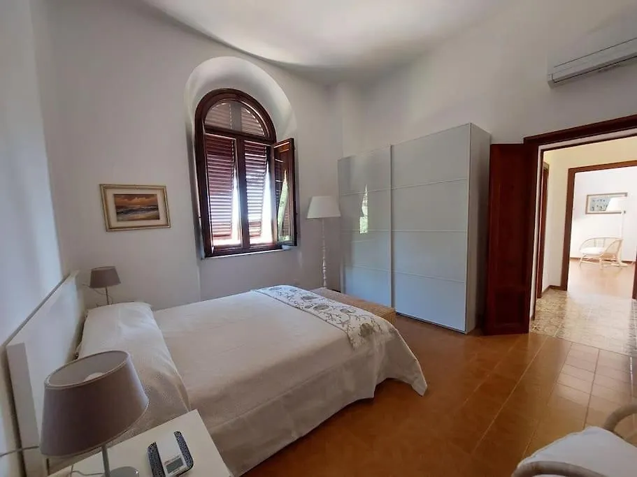 Appartamento La Vista Cavo 0*,  Italy